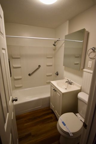 8 Flume Rd 4, Beverly, MA 01915