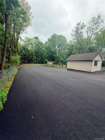 282 N Middletown Road, Pearl River, NY 10965