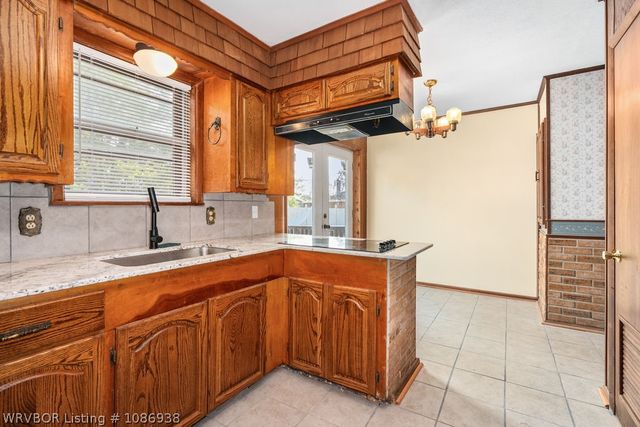 921 Cedar Lane, Fort Smith, AR 72908