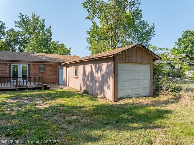 921 Cedar Lane, Fort Smith, AR 72908