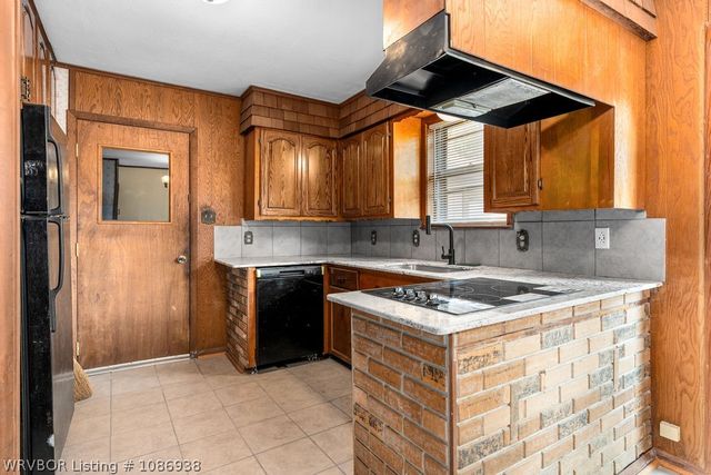 921 Cedar Lane, Fort Smith, AR 72908