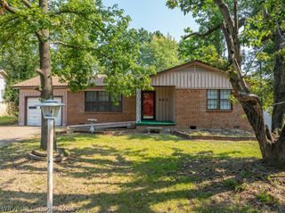 921 Cedar Lane, Fort Smith, AR 72908