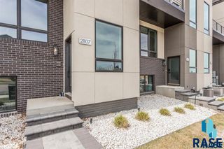 2807 S Terry Ave Avenue, Sioux Falls, SD 57106