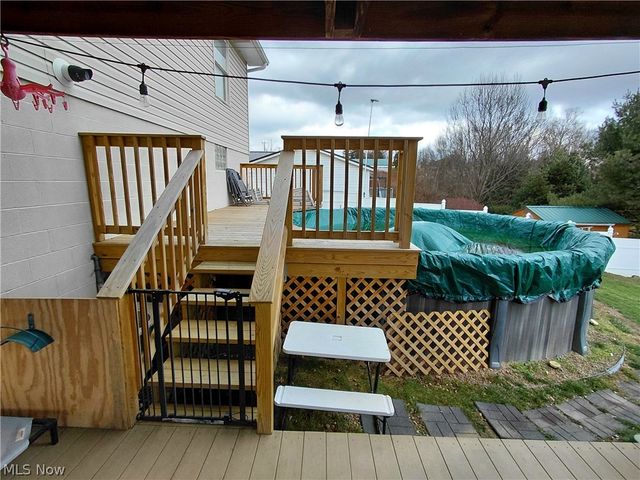 482 Bantam Ridge Road, Wintersville, OH 43953