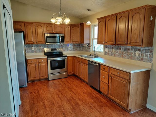 482 Bantam Ridge Road, Wintersville, OH 43953