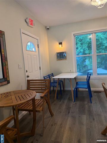 454 Broad Avenue, Leonia, NJ 07605