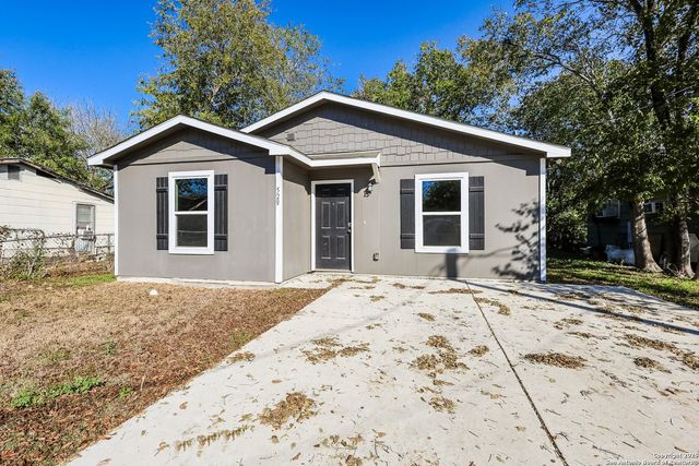 528 new braunfels, Seguin, TX 78155