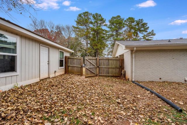 36 Spanish Trails Way, Dallas, GA 30157