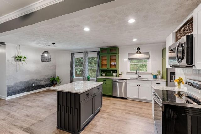 36 Spanish Trails Way, Dallas, GA 30157