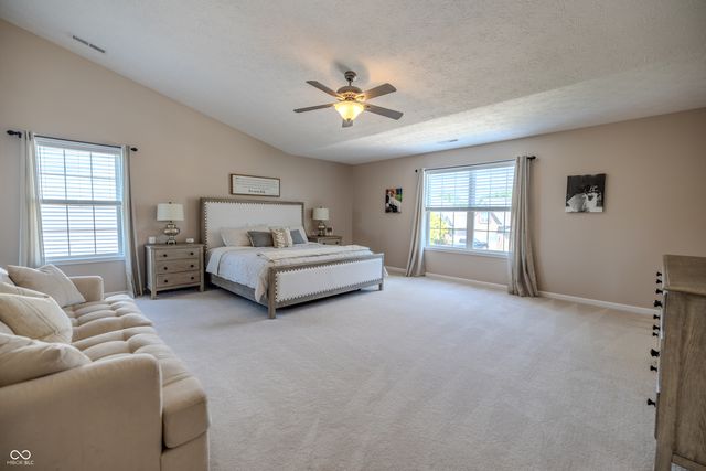 5825 Courtyard Crescent, Indianapolis, IN 46234