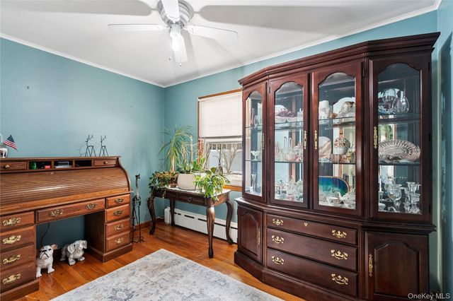 24 Park Place, Patchogue, NY 11772