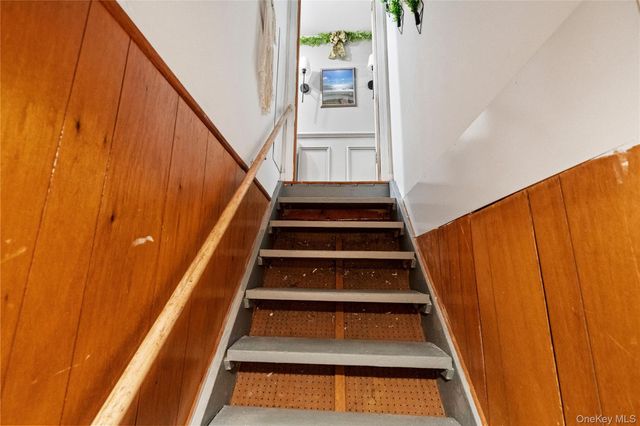 24 Park Place, Patchogue, NY 11772