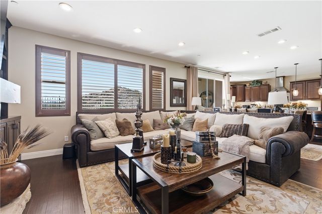 28107 Anvil, Valencia, CA 91354