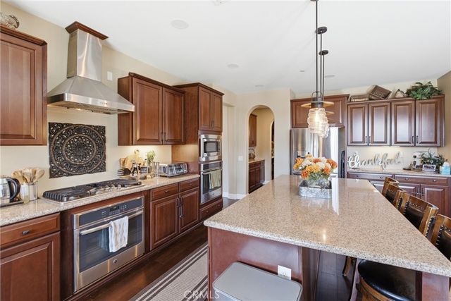 28107 Anvil, Valencia, CA 91354