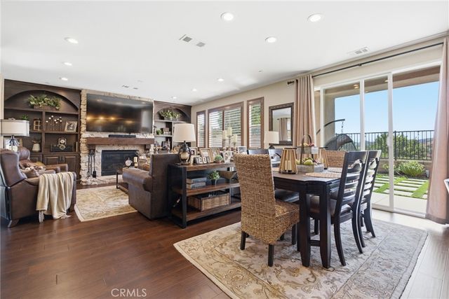 28107 Anvil, Valencia, CA 91354