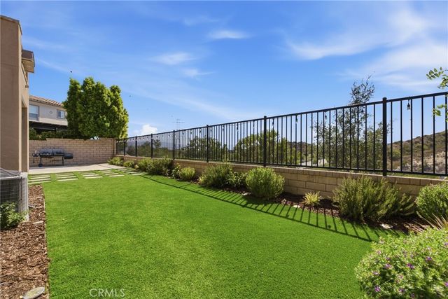 28107 Anvil, Valencia, CA 91354