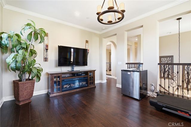 28107 Anvil, Valencia, CA 91354