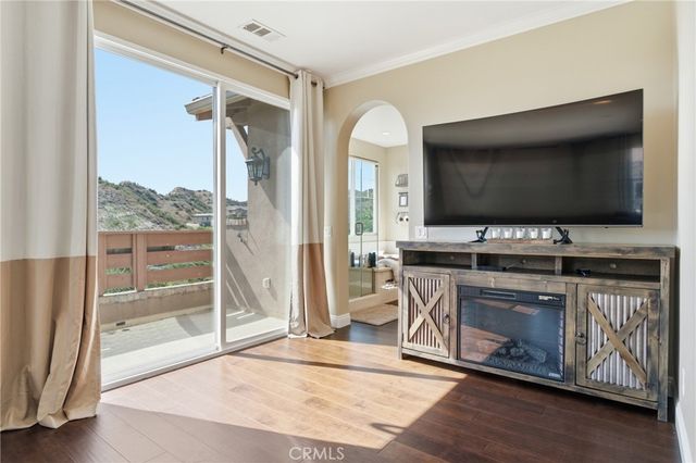 28107 Anvil, Valencia, CA 91354