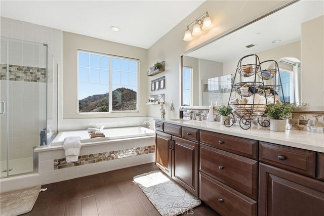 28107 Anvil, Valencia, CA 91354