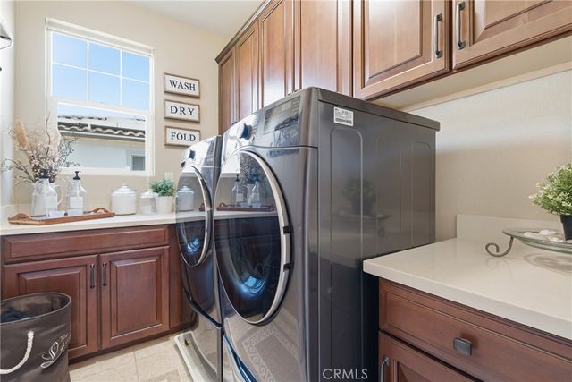 28107 Anvil, Valencia, CA 91354