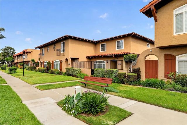10072 Meadowlark, Fountain Valley, CA 92708