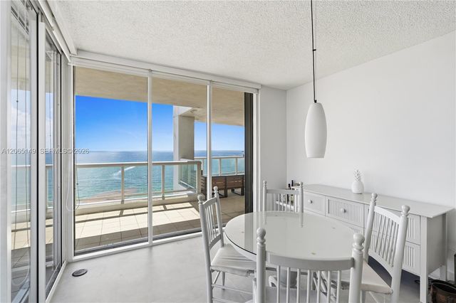 4201 Collins Avenue 1503, Miami Beach, FL 33140
