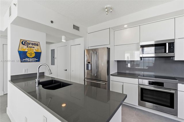 4201 Collins Avenue 1503, Miami Beach, FL 33140