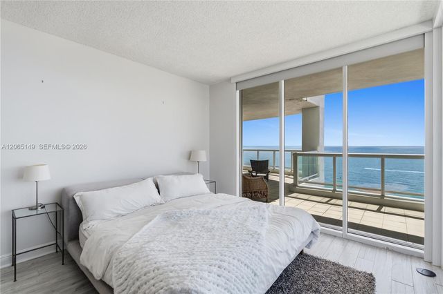 4201 Collins Avenue 1503, Miami Beach, FL 33140