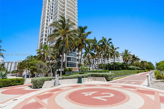 4201 Collins Avenue 1503, Miami Beach, FL 33140