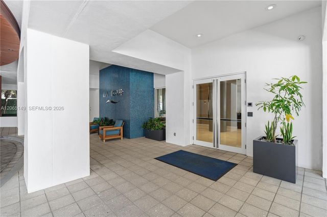 4201 Collins Avenue 1503, Miami Beach, FL 33140