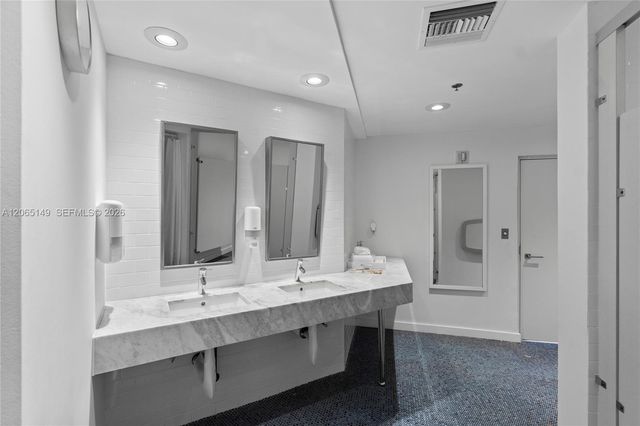 4201 Collins Avenue 1503, Miami Beach, FL 33140