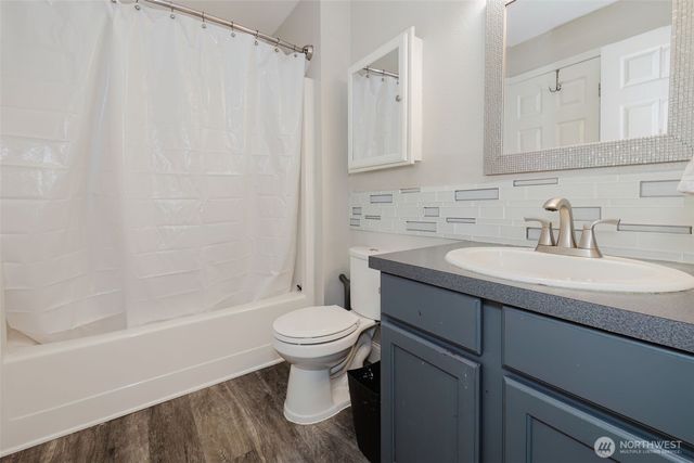 1325 SE Casandra Loop, Port Orchard, WA 98366