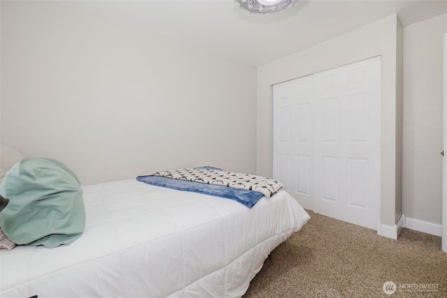 1325 SE Casandra Loop, Port Orchard, WA 98366