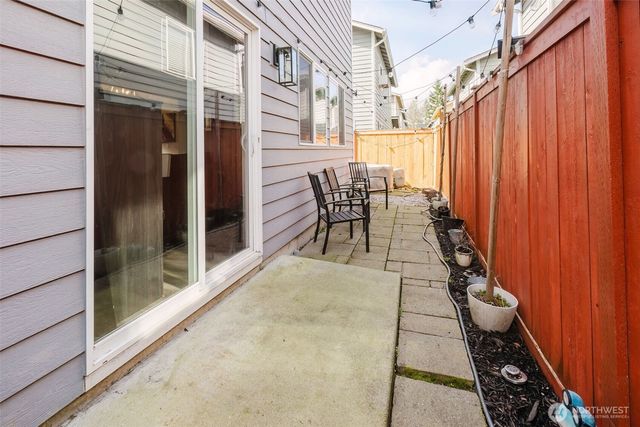 1325 SE Casandra Loop, Port Orchard, WA 98366