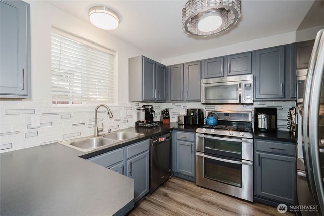 1325 SE Casandra Loop, Port Orchard, WA 98366