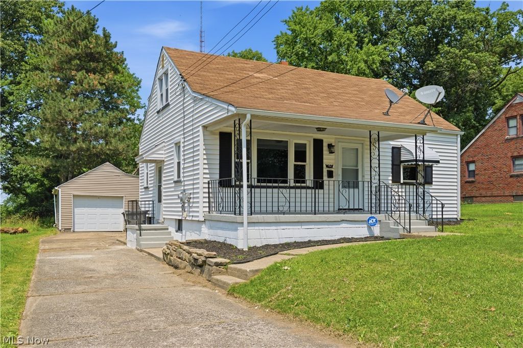 734 Pasadena Avenue, Youngstown, OH 44502