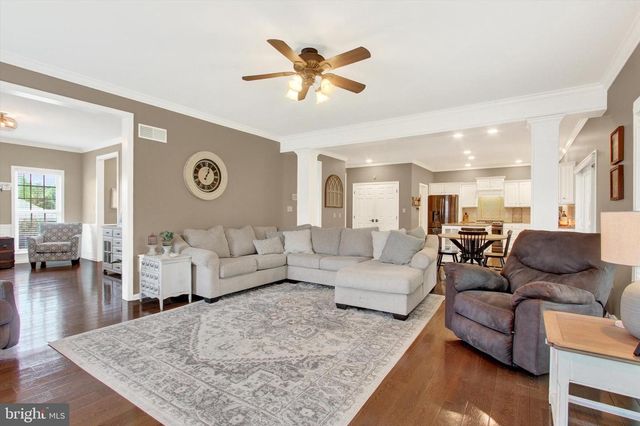 3641 REGENCY LN, York, PA 17402