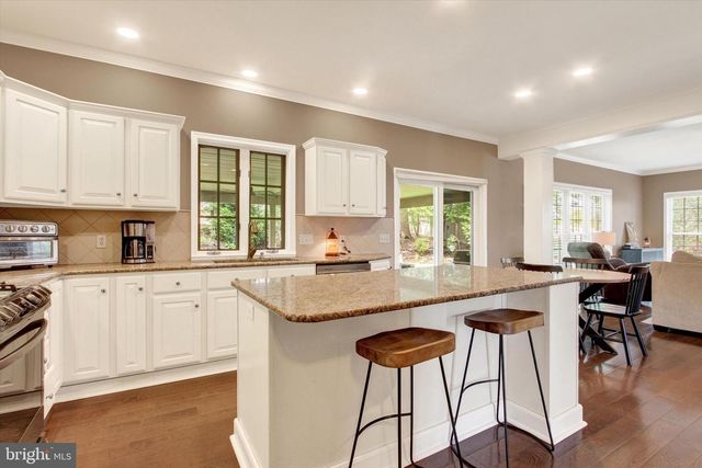3641 REGENCY LN, York, PA 17402