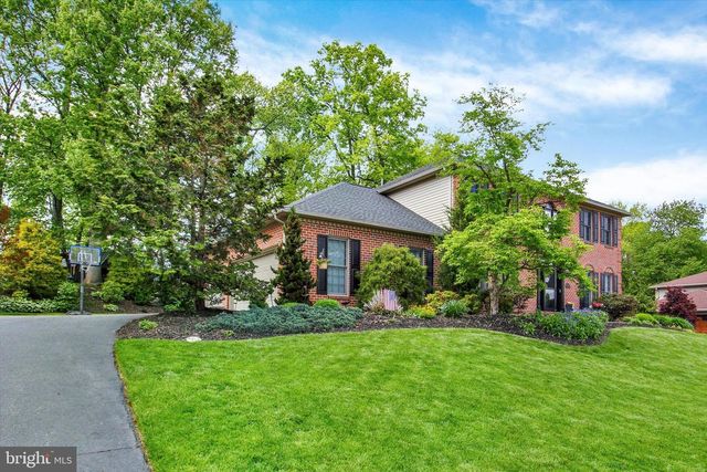 3641 REGENCY LN, York, PA 17402