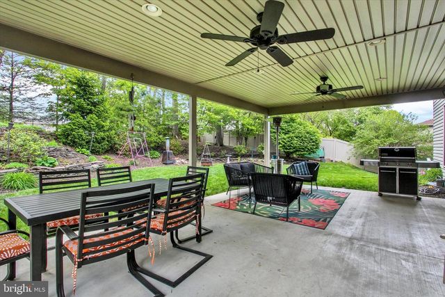 3641 REGENCY LN, York, PA 17402