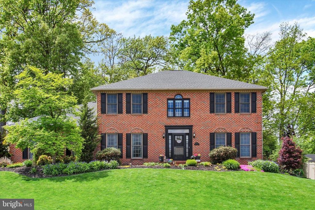 3641 REGENCY LN, York, PA 17402