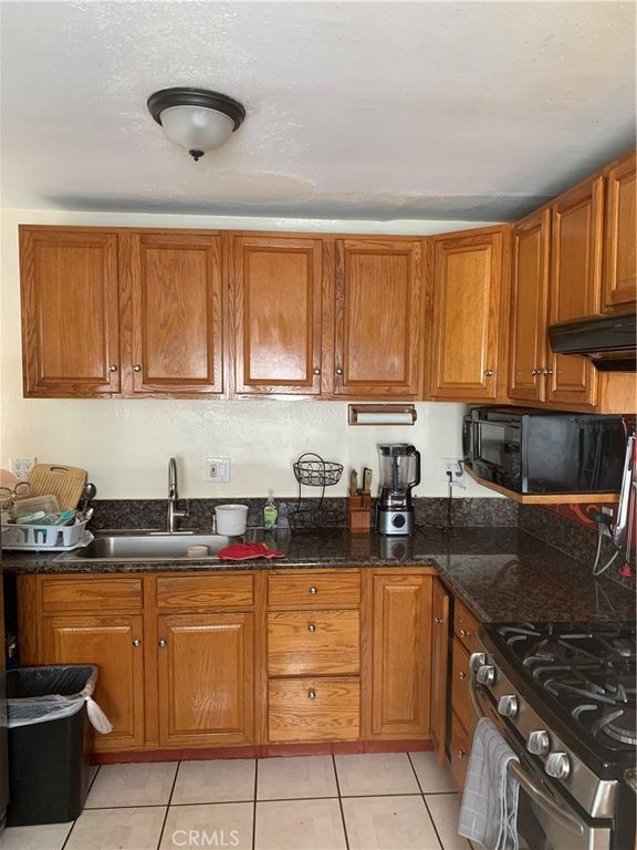 12358 214th, Hawaiian Gardens, CA 90716 — photo 5