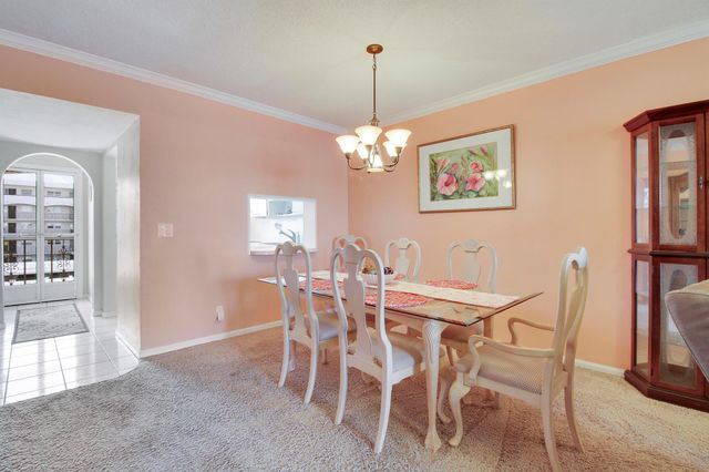 20 Yacht Club Drive 309, North Palm Beach, FL 33408
