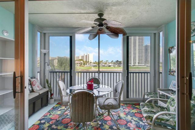 20 Yacht Club Drive 309, North Palm Beach, FL 33408