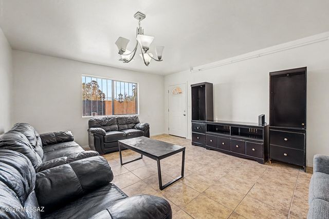 3456 E 27th Street, Tucson, AZ 85713