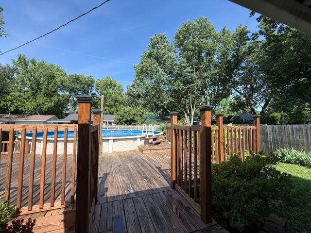 2441 S Westwood Avenue, Springfield, MO 65807