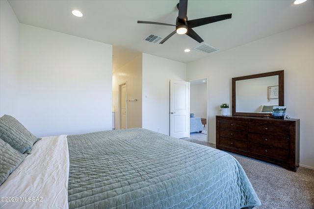 958 W Calle Las Varitas, Sahuarita, AZ 85629