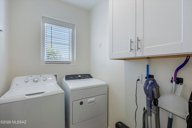958 W Calle Las Varitas, Sahuarita, AZ 85629