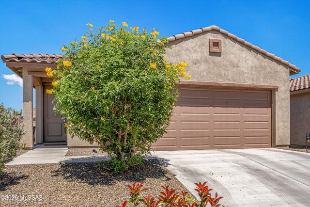 958 W Calle Las Varitas, Sahuarita, AZ 85629