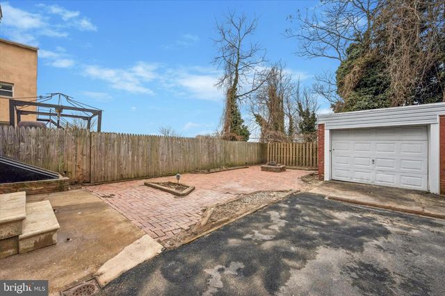 1512 W 7TH ST, Wilmington, DE 19805